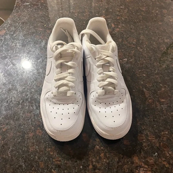 Nike AirForce One Sneakers Women Size 7 - Picture 7 of 7